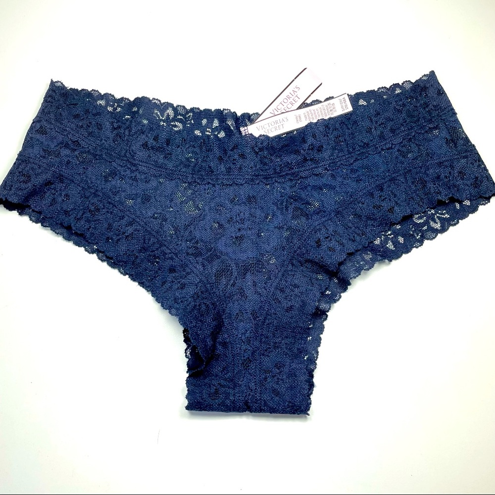 NWT Victoria’s Secret navy blue lace panty Size S